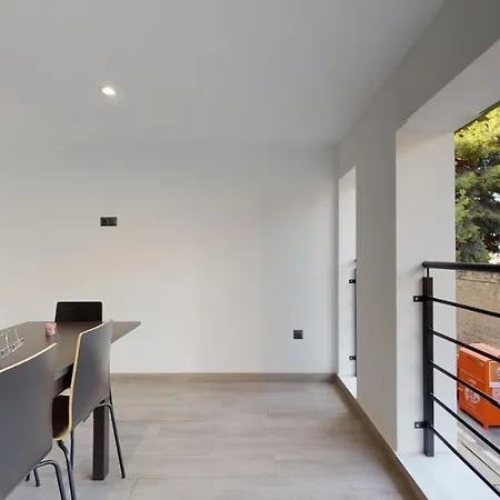 Large & Relaxing Apartment